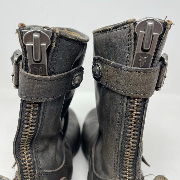 Frye Veronica Short Back Zip Buckle Distressed Engineer Moto Boots Gray Womens 7 - Picture 9 of 14